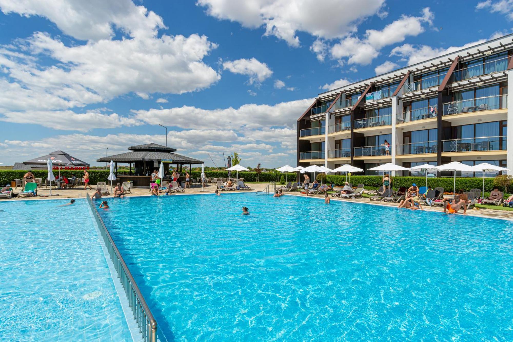 Topola Skies Resort & Aquapark Cavarna Exterior foto