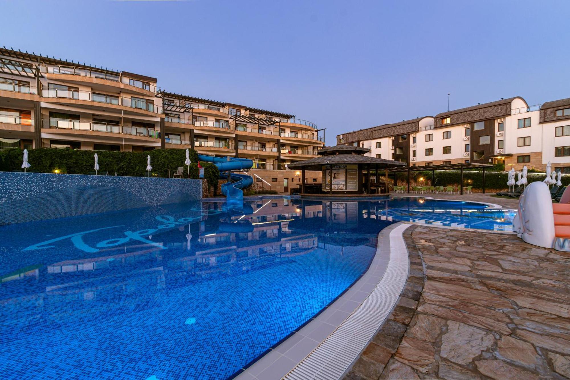 Topola Skies Resort & Aquapark Cavarna Exterior foto